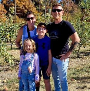 Meet your Posher, Justin